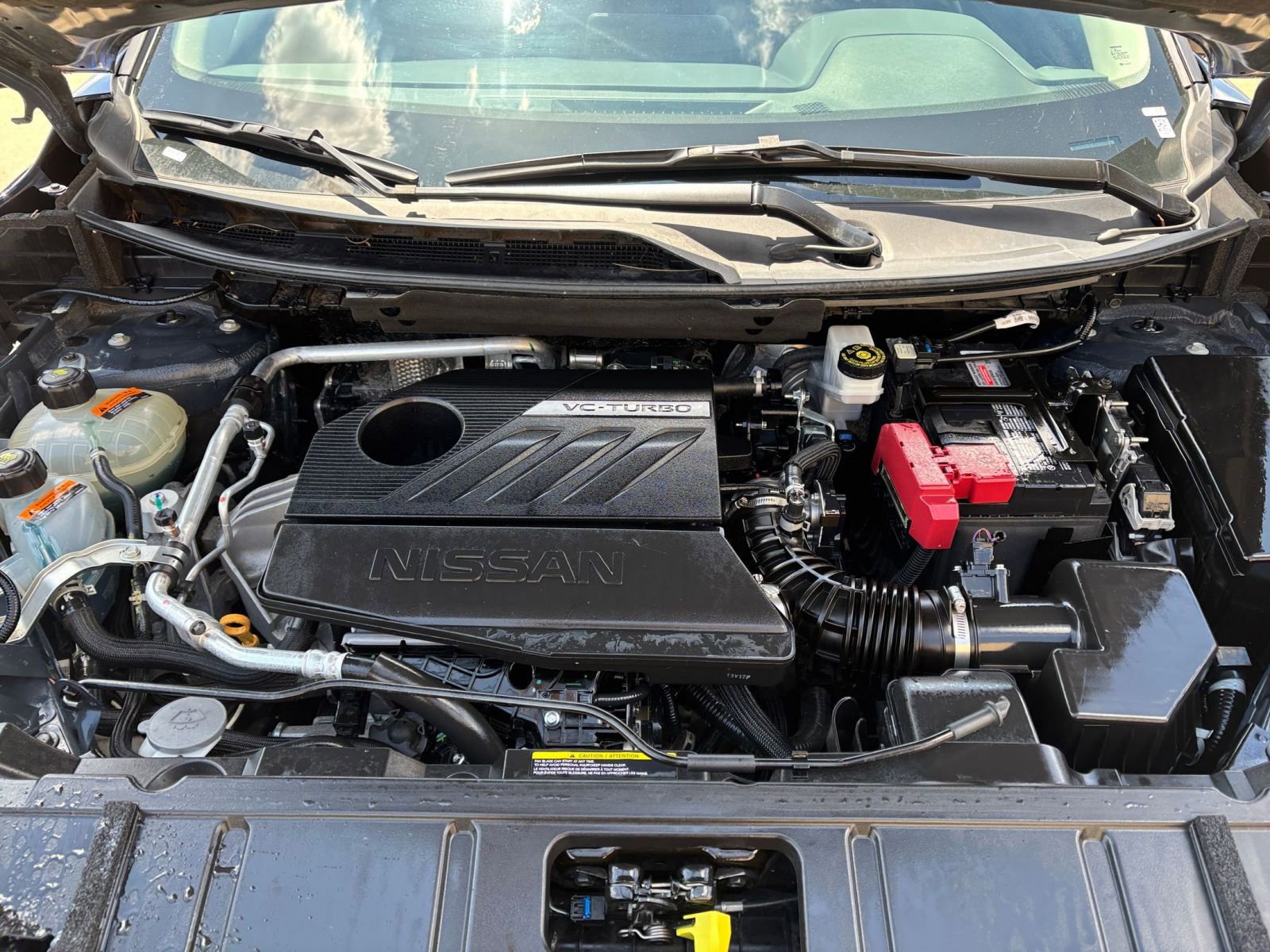 Used 2025 Nissan Rogue SV FWD image 33
