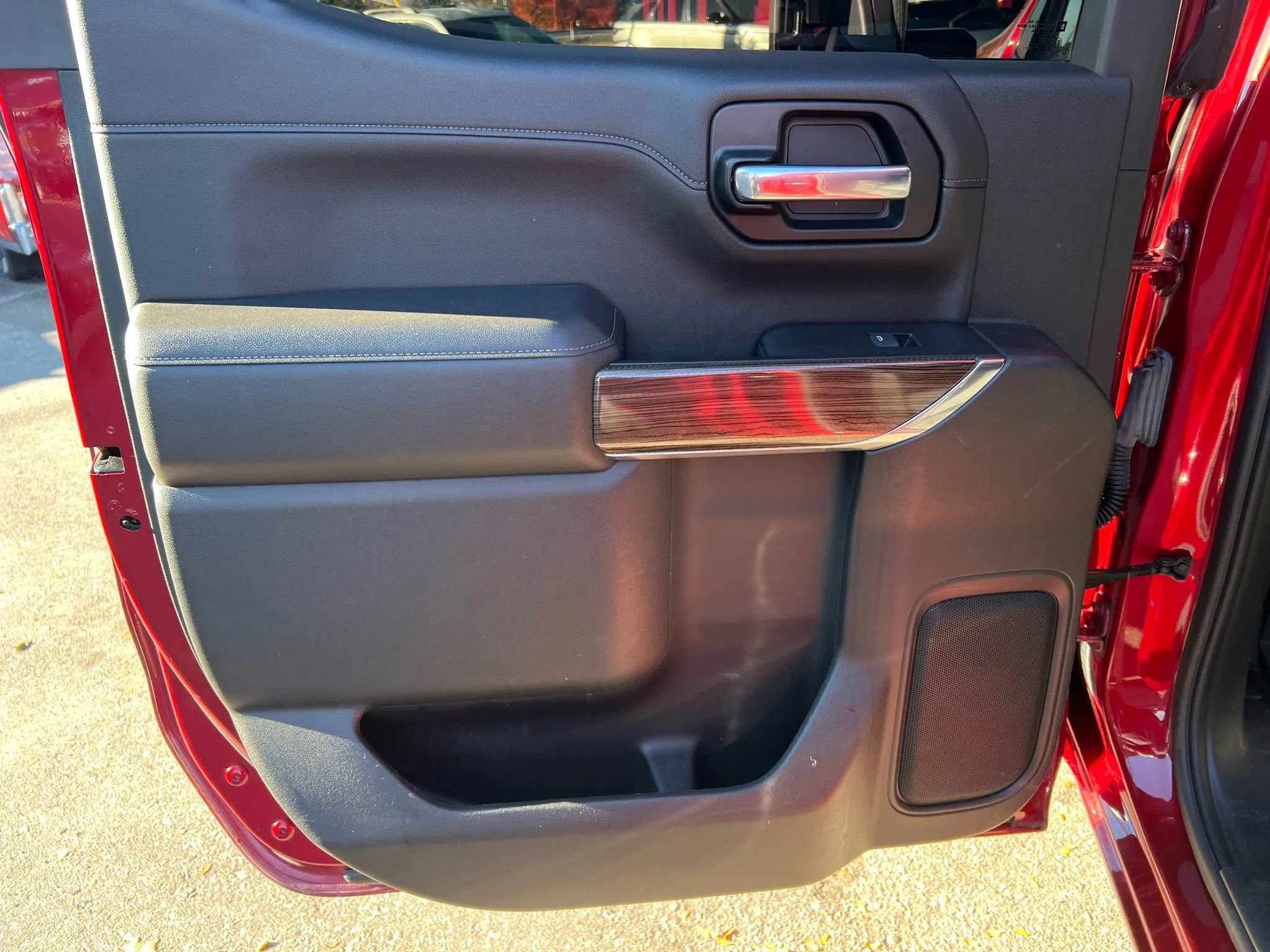 Used 2020 Chevrolet Silverado 1500 RST w/ All-Star Edition image 33