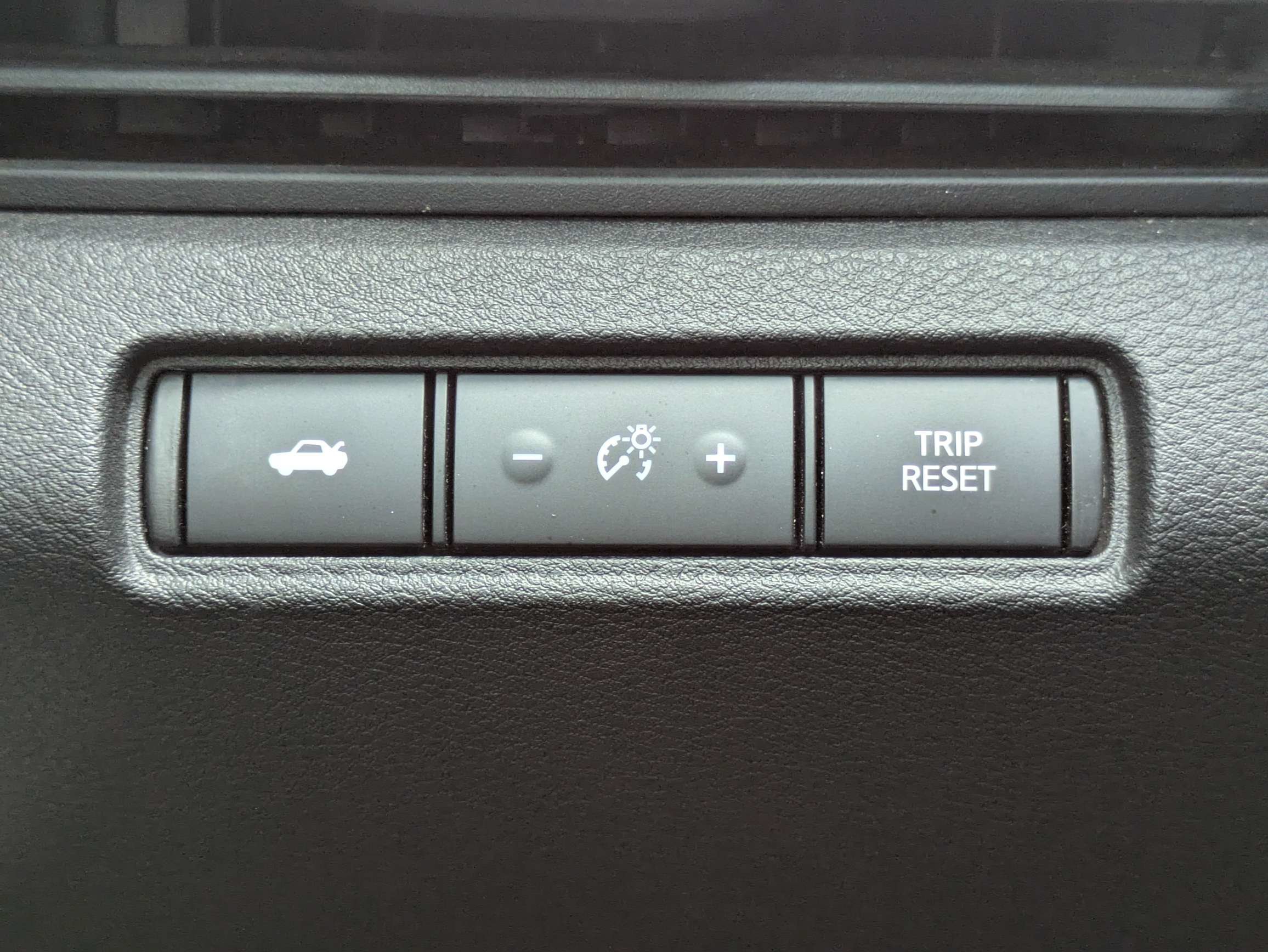 Used 2023 Nissan Altima 2.5 SR FWD image 14