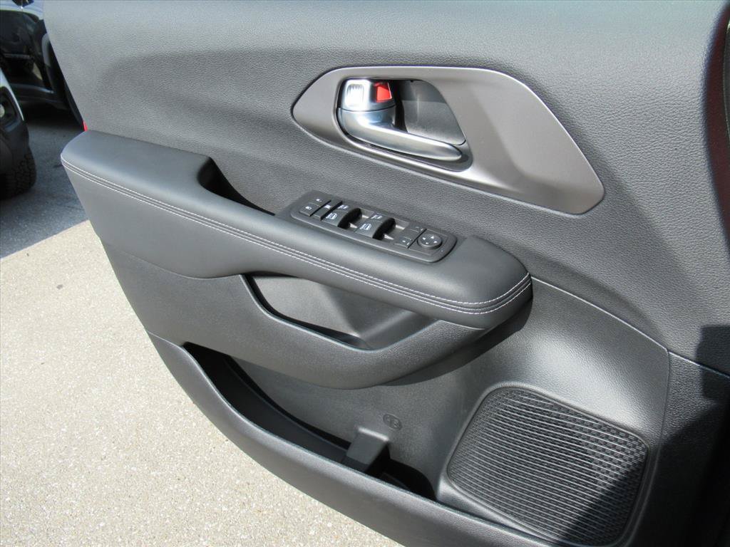 New 2026 Chrysler Voyager LX FWD image 24