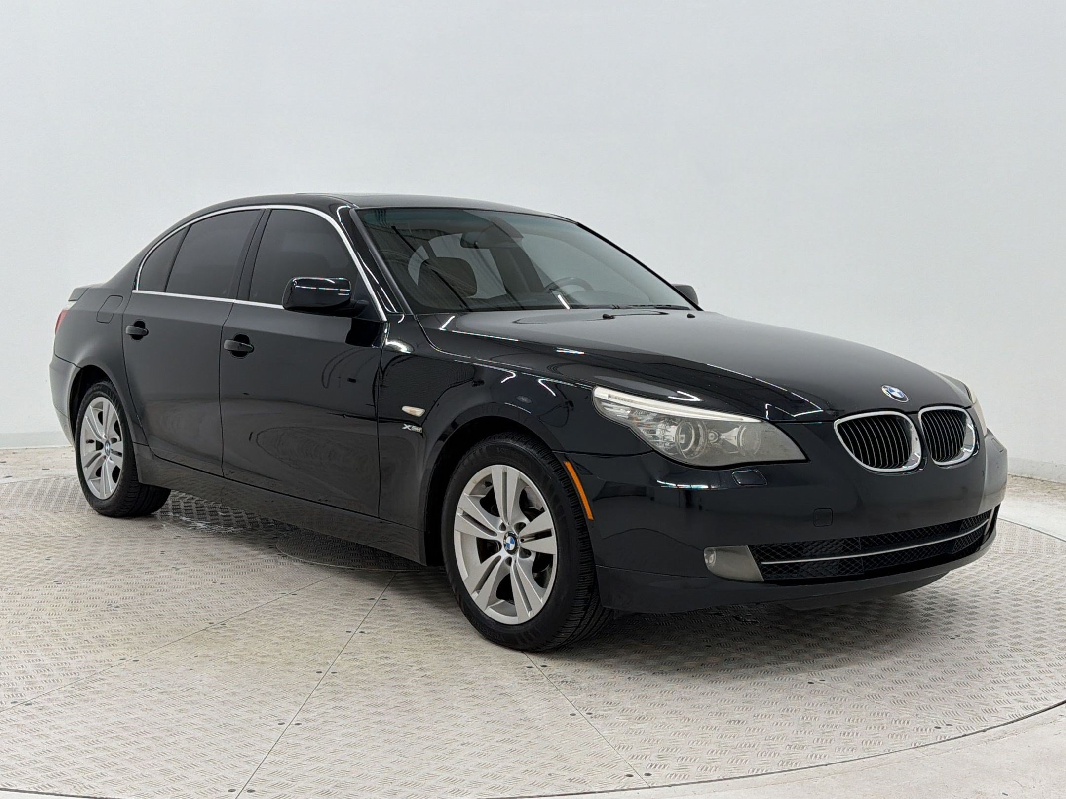 Used 2009 BMW 528i xDrive Sedan AWD/4WD image 7