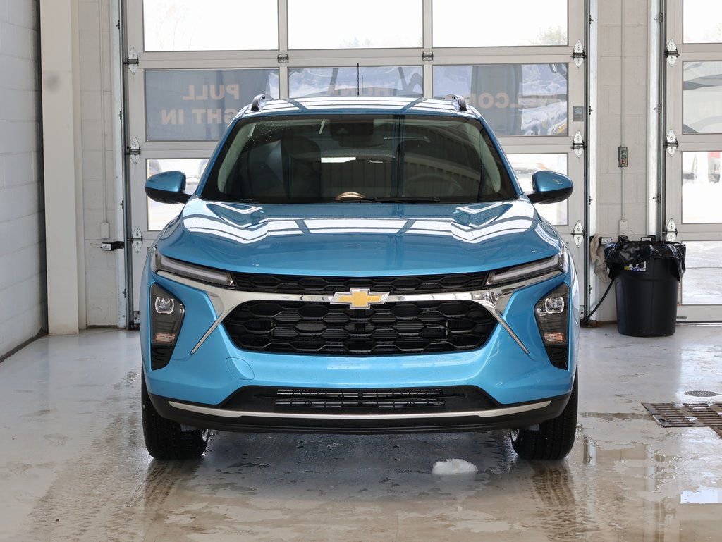 New 2026 Chevrolet Trax LT w/ Driver Confidence Package image 5