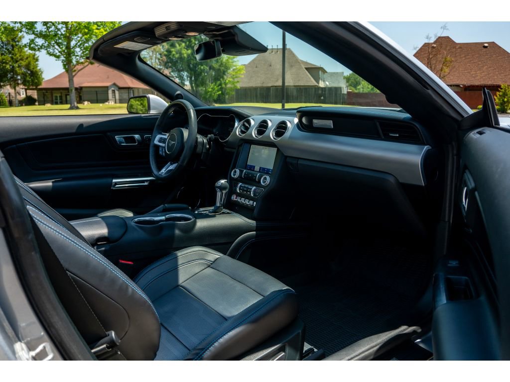 Used 2022 Ford Mustang GT Premium w/ Equipment Group 401A RWD image 15