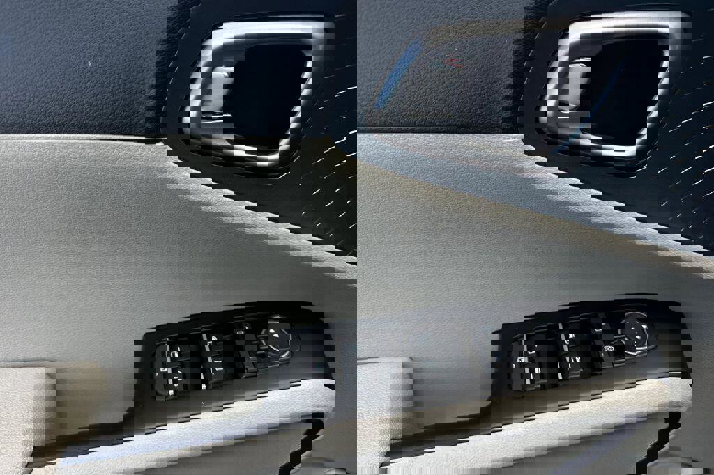 Used 2024 Kia Soul EX image 11