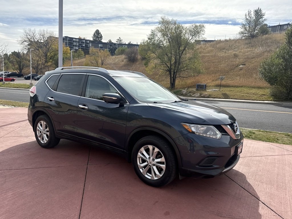Used 2015 Nissan Rogue SV w/ SV Premium Package