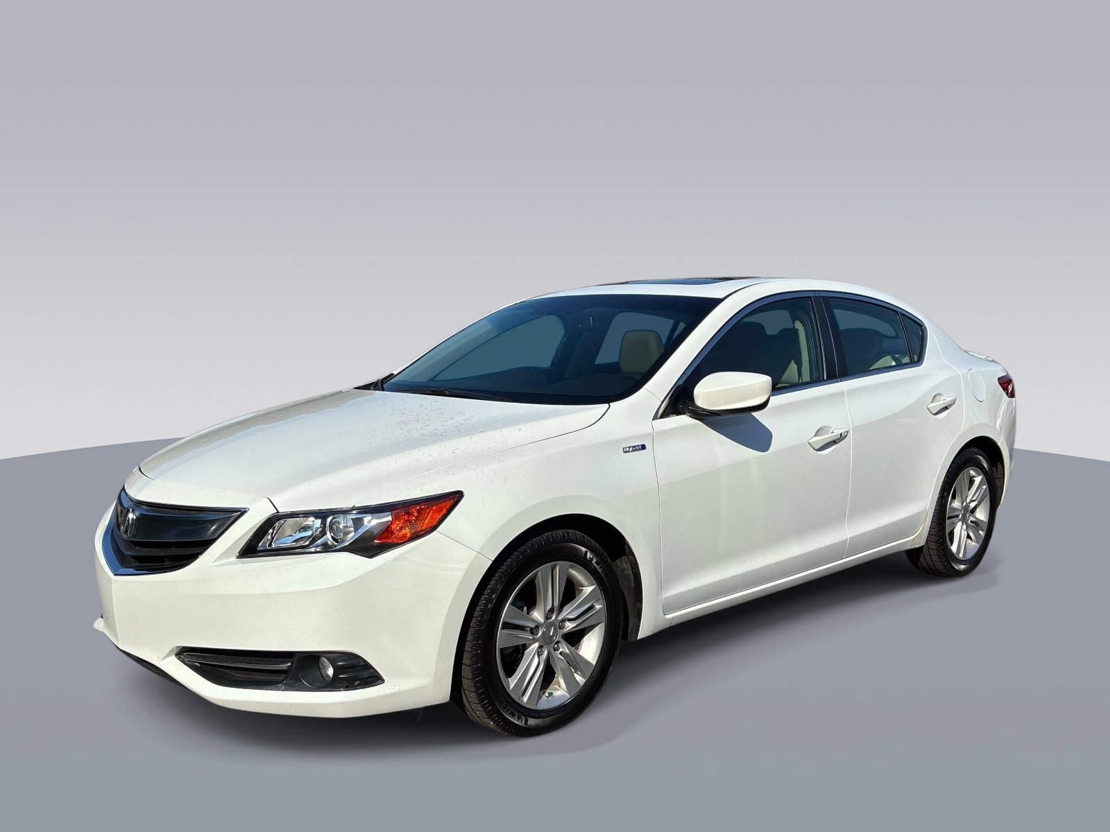 Used 2014 Acura ILX w/ Technology Package FWD image 3