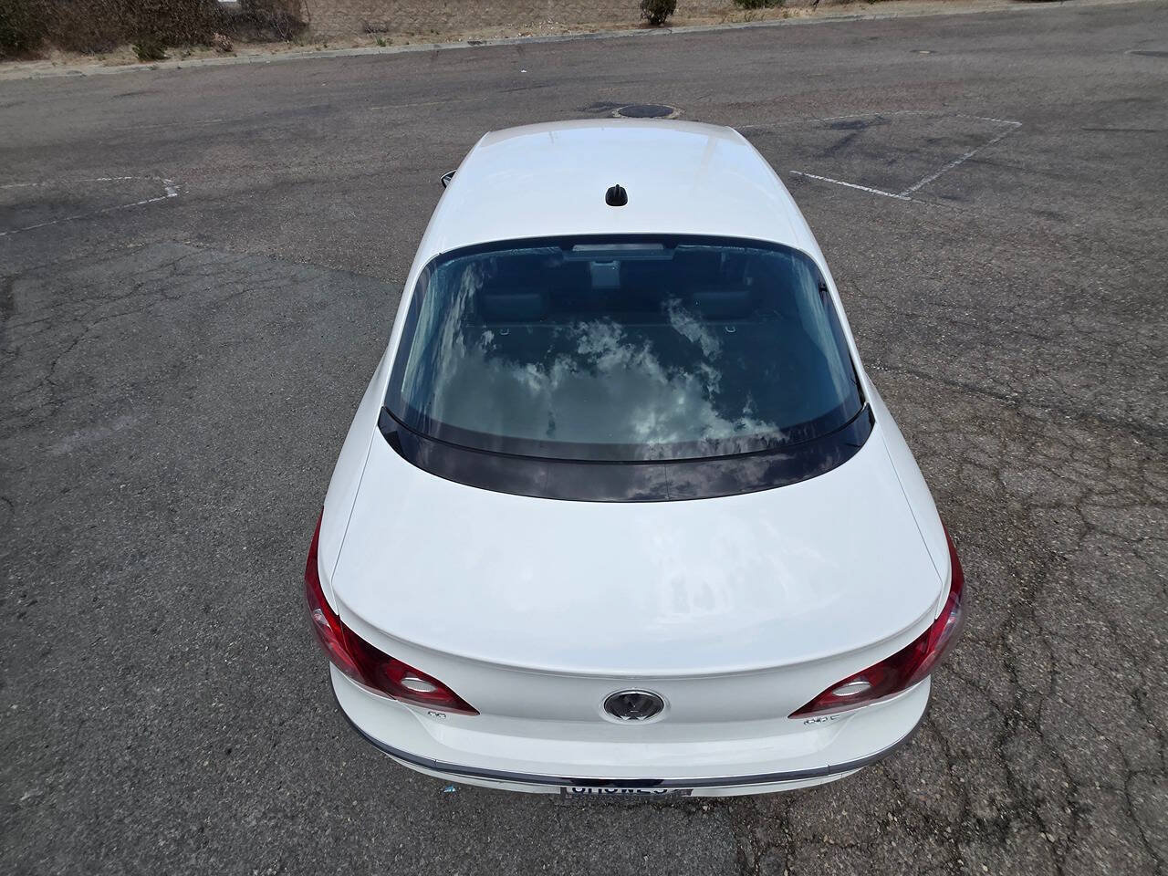 Used 2010 Volkswagen CC Sport FWD image 14
