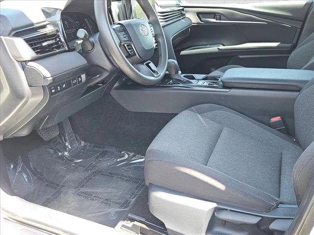 Used 2025 Toyota Camry LE FWD image 21