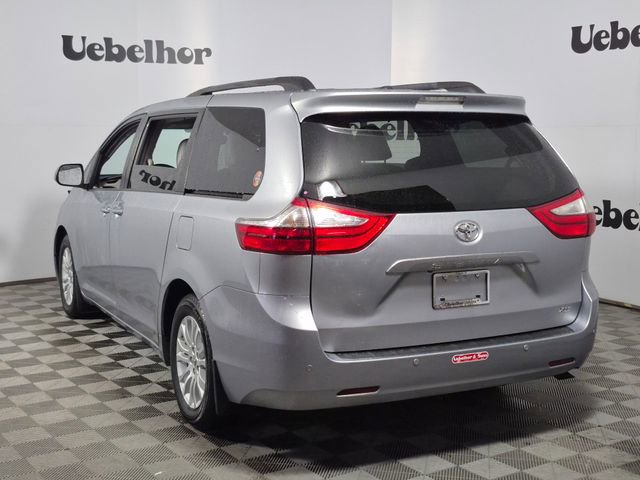 Used 2016 Toyota Sienna XLE Premium image 5
