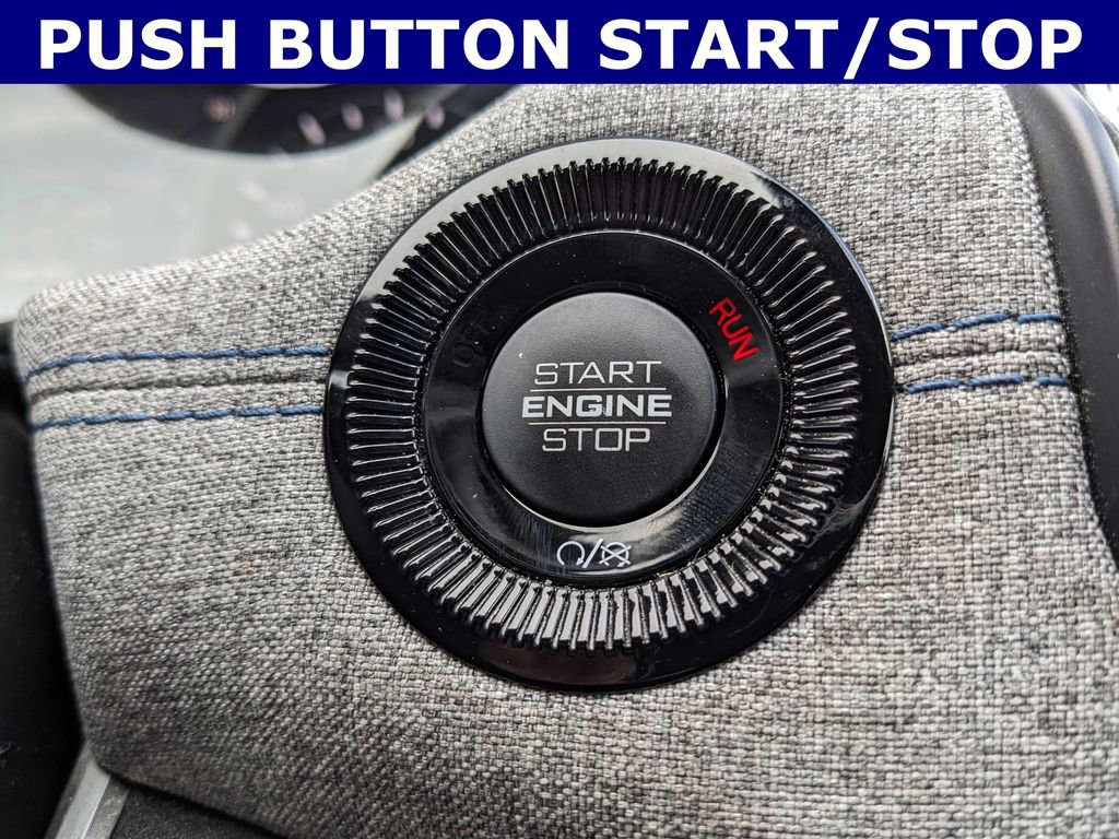 Used 2024 Jeep Compass Latitude image 12