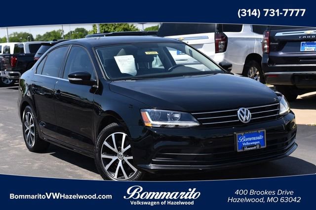 Used 2017 Volkswagen Jetta SE FWD image 1