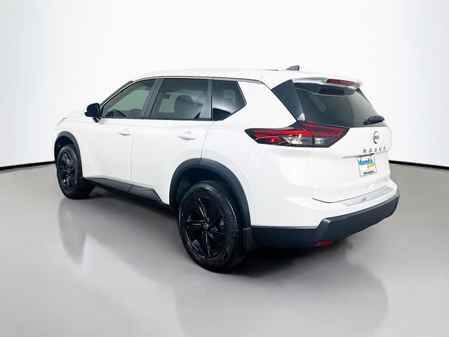 Used 2026 Nissan Rogue SV FWD image 7