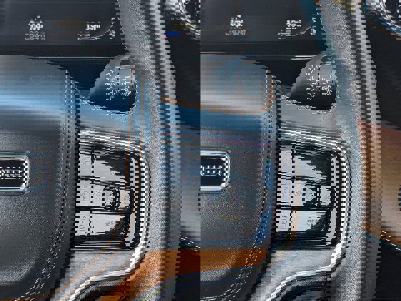 Used 2024 Jeep Grand Wagoneer L Series III image 26