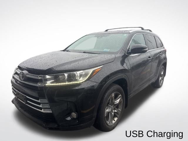 Used 2018 Toyota Highlander Limited image 3