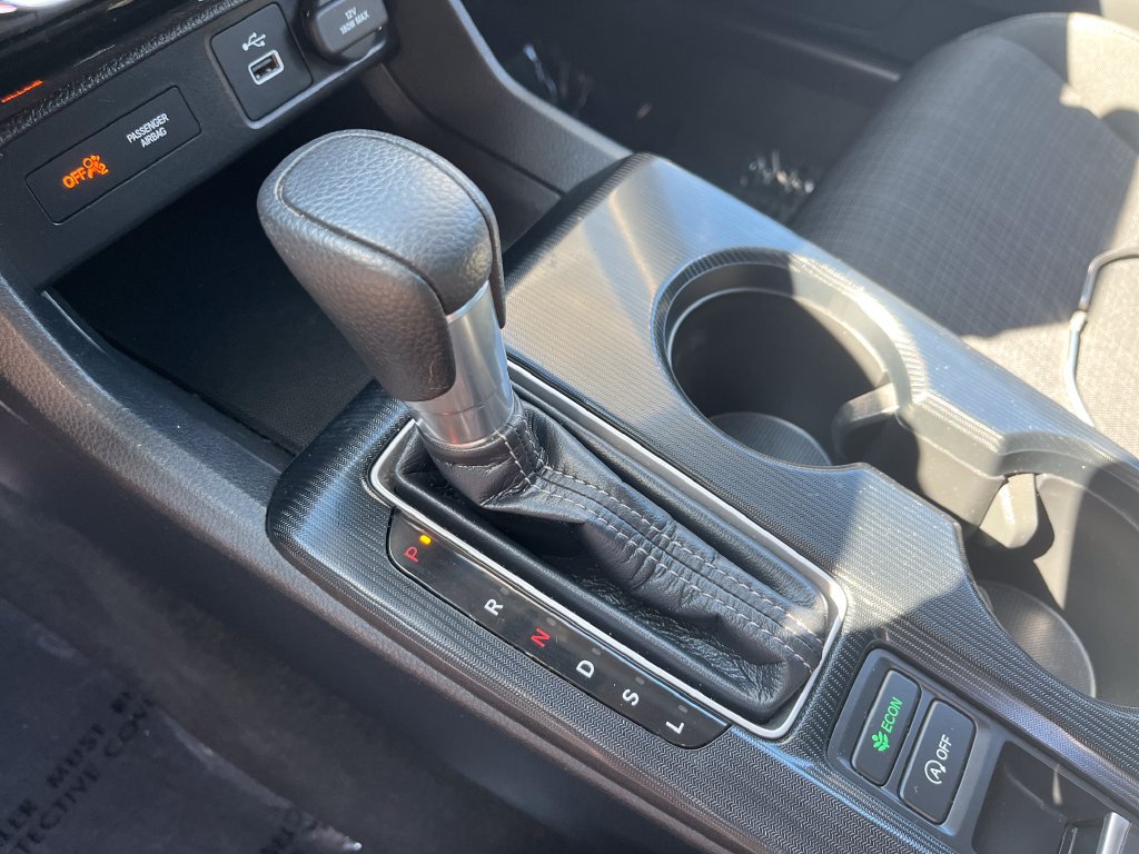 Certified 2022 Honda Civic LX image 19