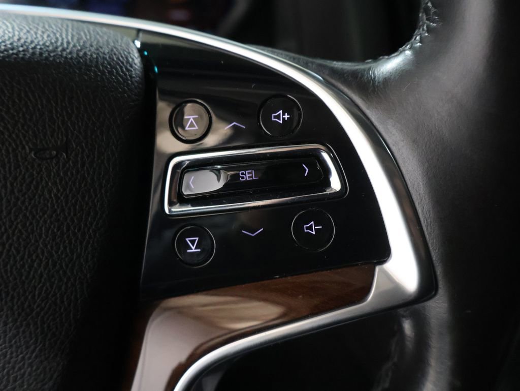 Used 2016 Cadillac Escalade Luxury image 39