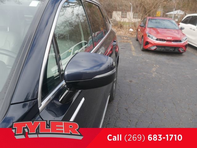 Used 2023 Kia Sorento EX image 11