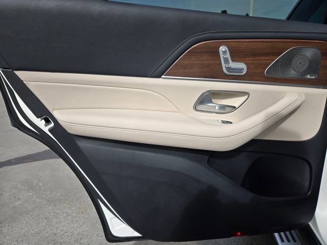 Used 2022 Mercedes-Benz GLS 450 4MATIC image 37