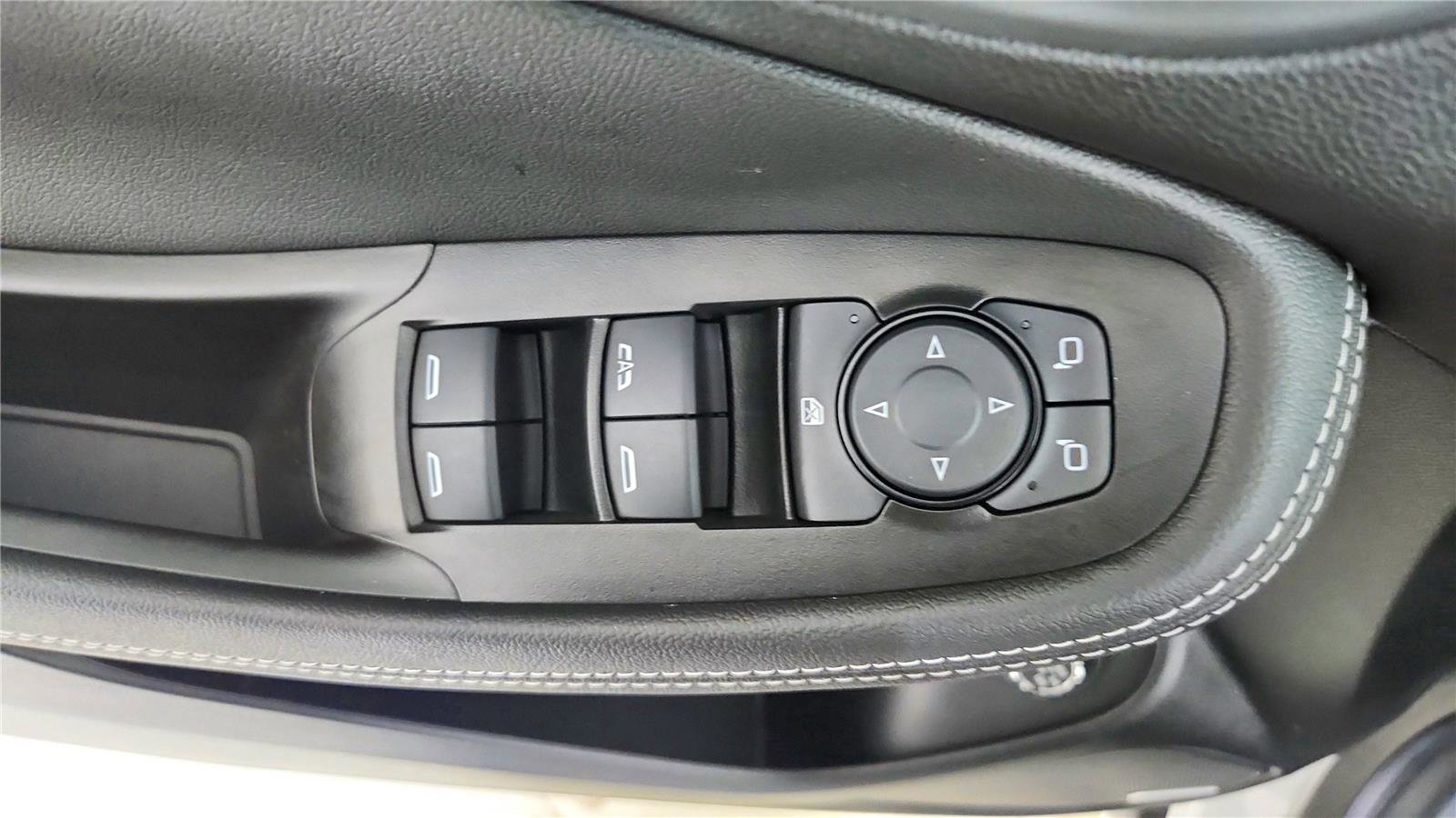 Used 2026 Buick Encore GX Avenir w/ Avenir Technology Package image 29