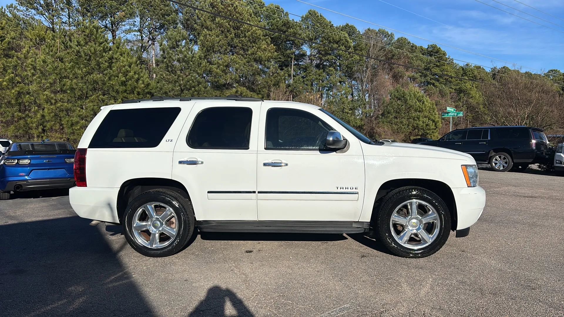 Used 2012 Chevrolet Tahoe LTZ image 2