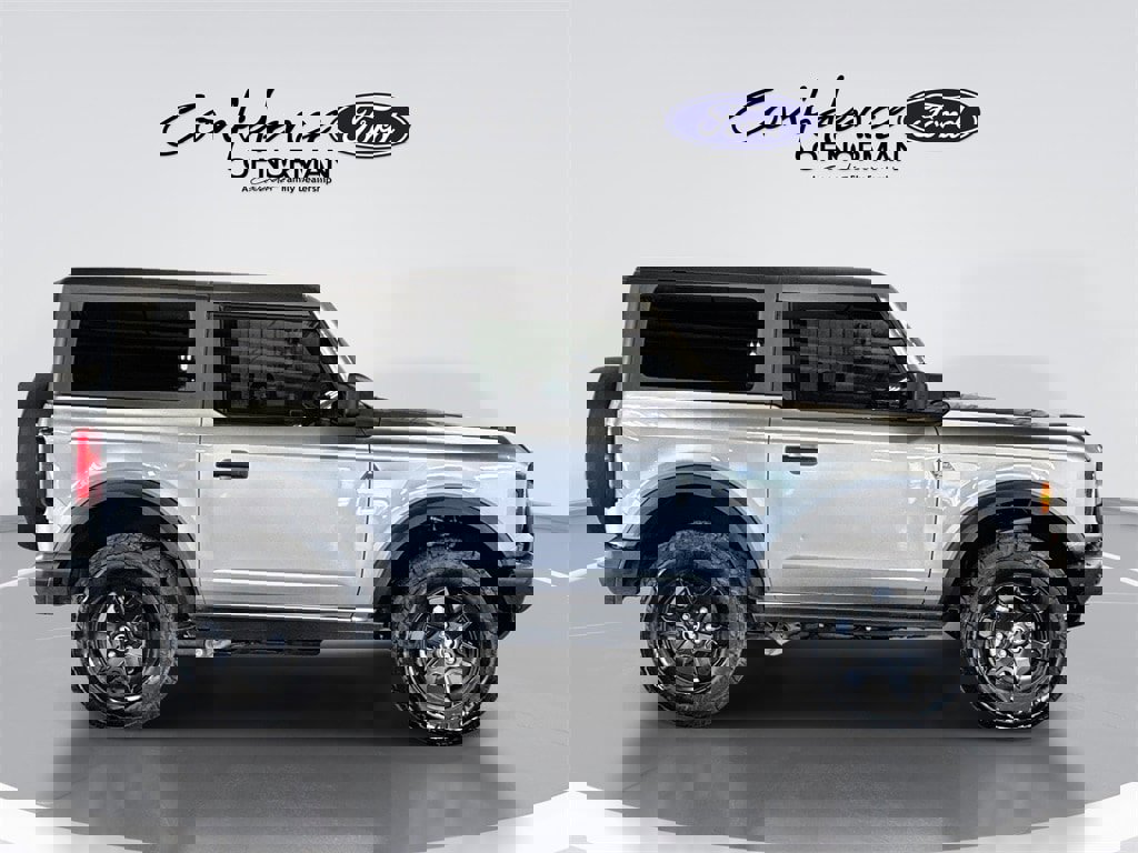 Used 2024 Ford Bronco Black Diamond image 10