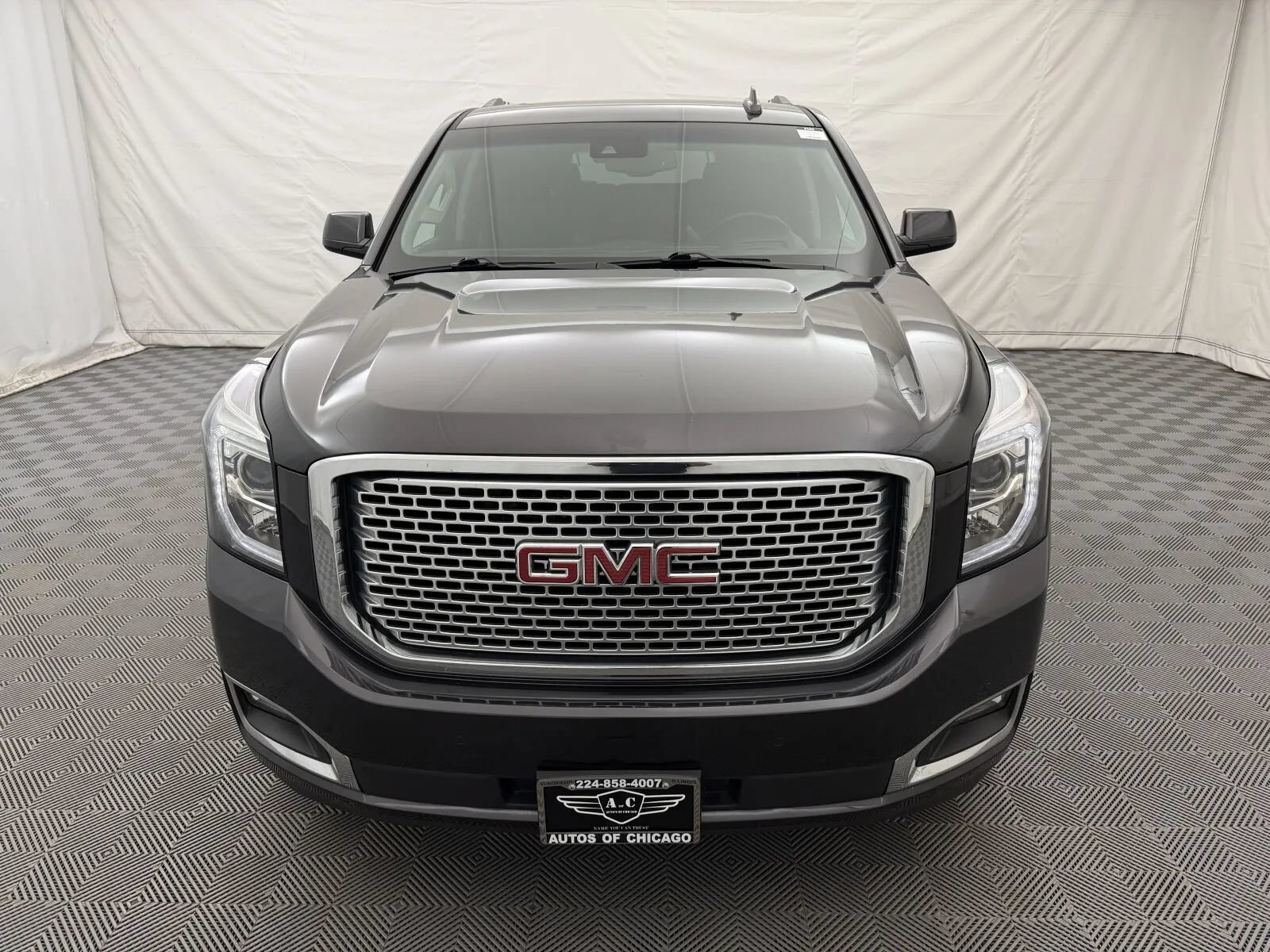 Used 2017 GMC Yukon XL Denali w/ Open Road Package AWD/4WD image 3
