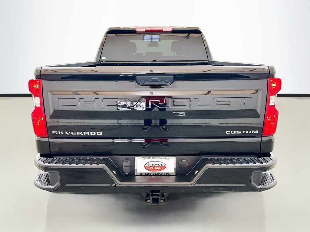 Used 2025 Chevrolet Silverado 1500 Custom RWD image 5