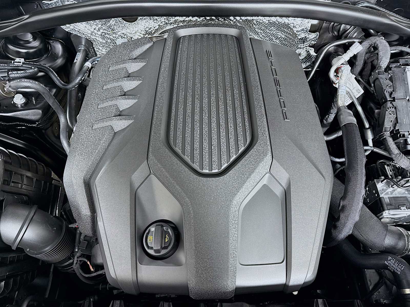 New 2026 Porsche Macan image 32