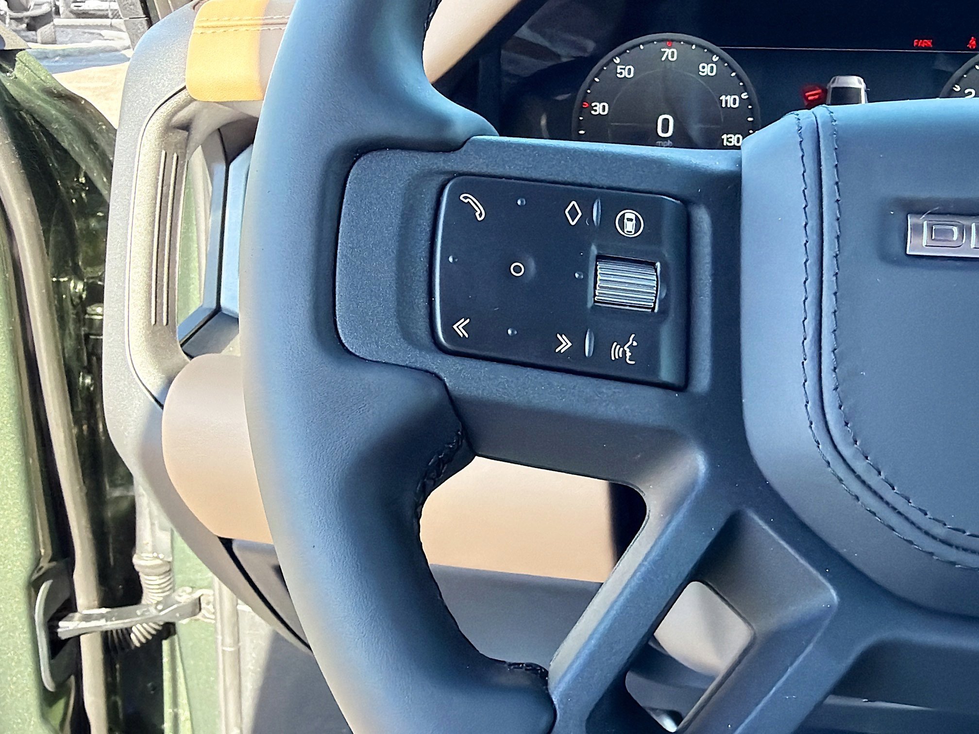 New 2026 Land Rover Defender 110 X AWD/4WD image 38