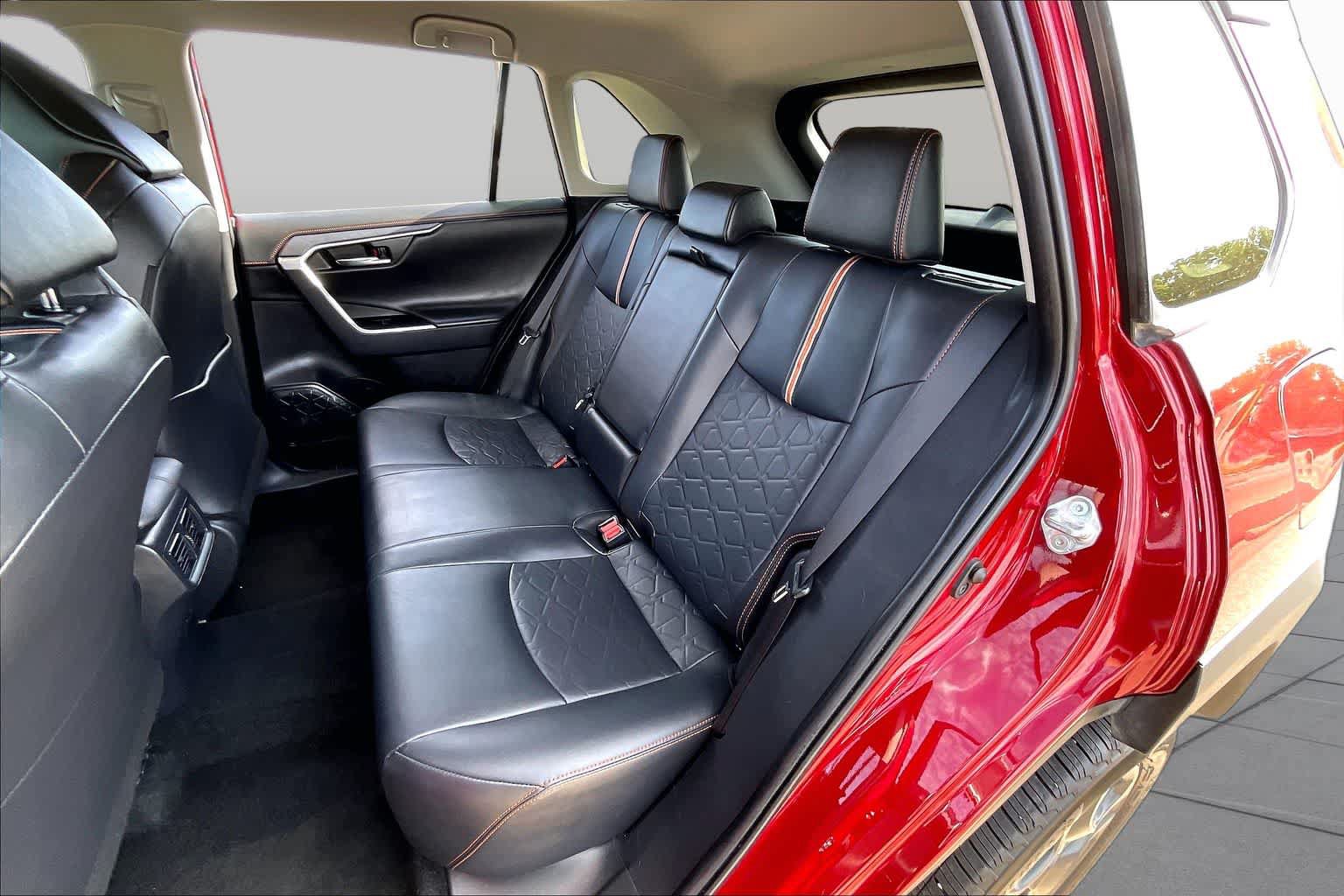 Used 2024 Toyota RAV4 Adventure AWD/4WD image 20