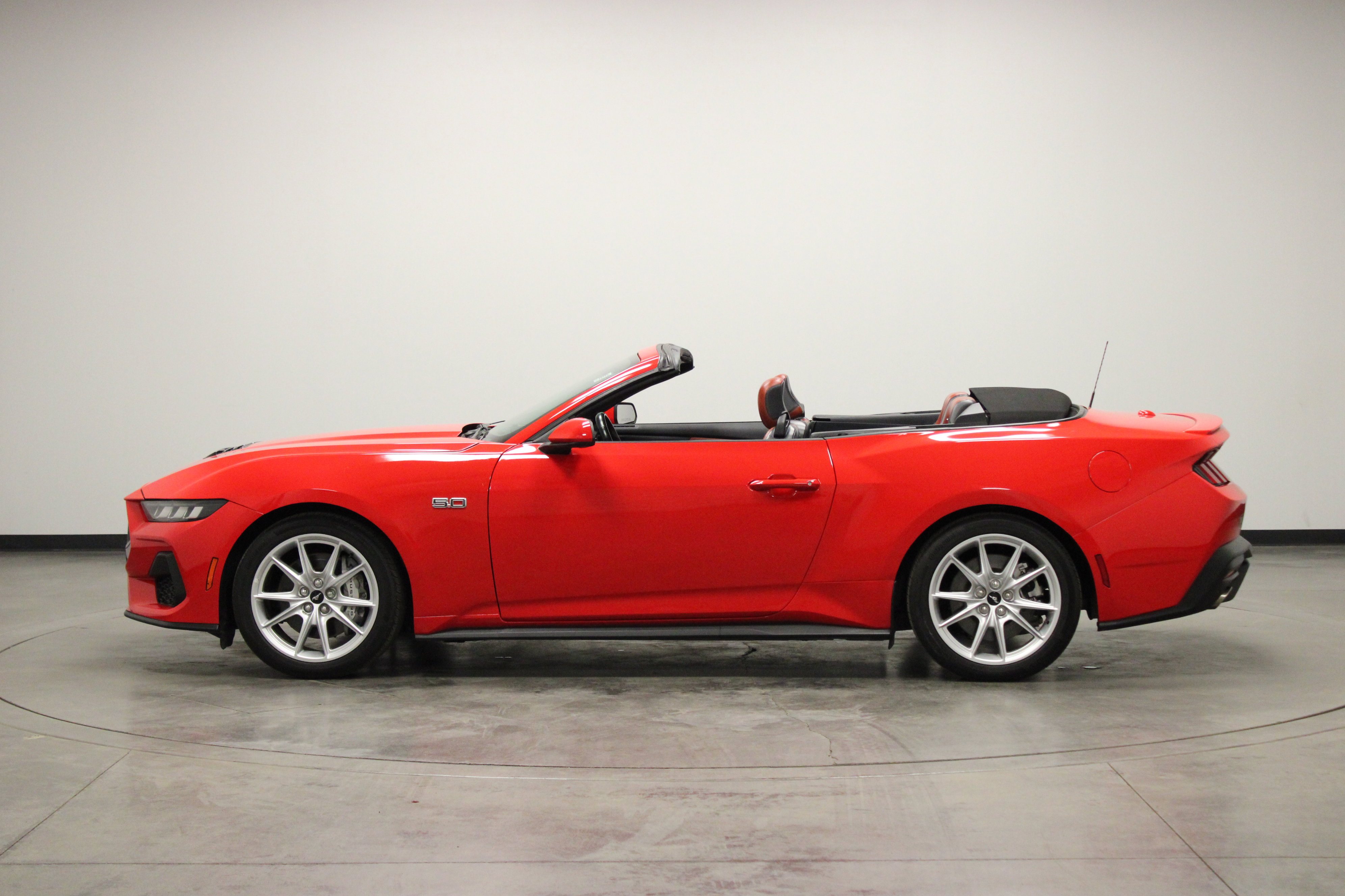 Used 2024 Ford Mustang GT Premium image 14