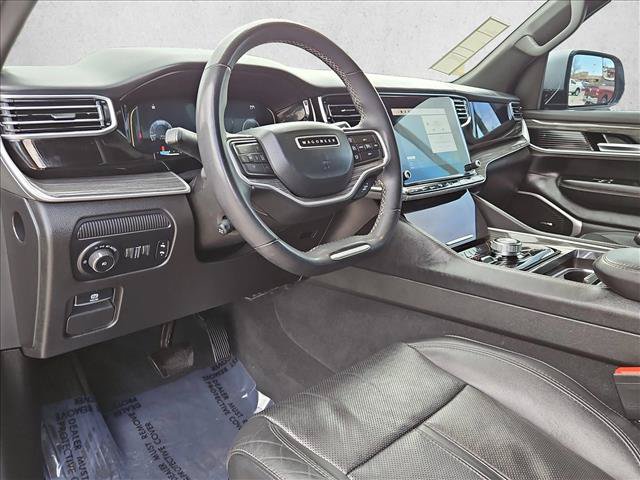 Used 2022 Jeep Wagoneer Series II AWD/4WD image 10