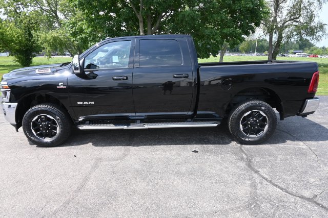 Used 2025 RAM 2500 Laramie AWD/4WD image 12