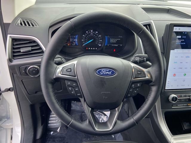 Used 2023 Ford Edge SEL w/ Convenience Package image 17