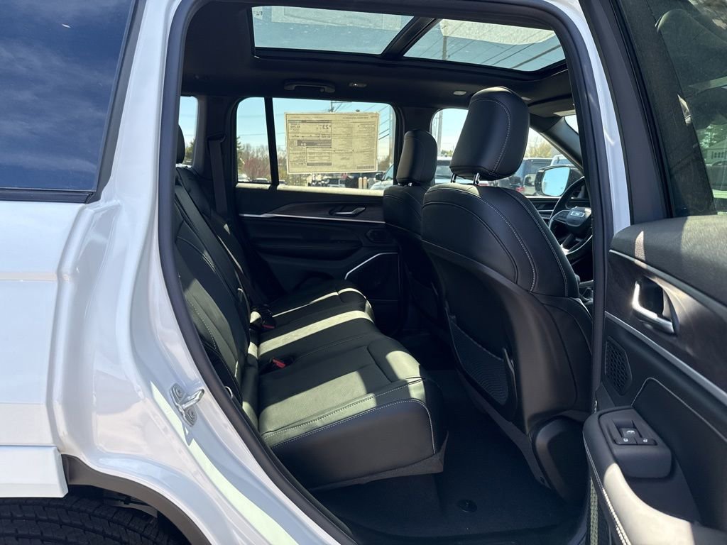 New 2026 Jeep Grand Cherokee Limited AWD/4WD image 29