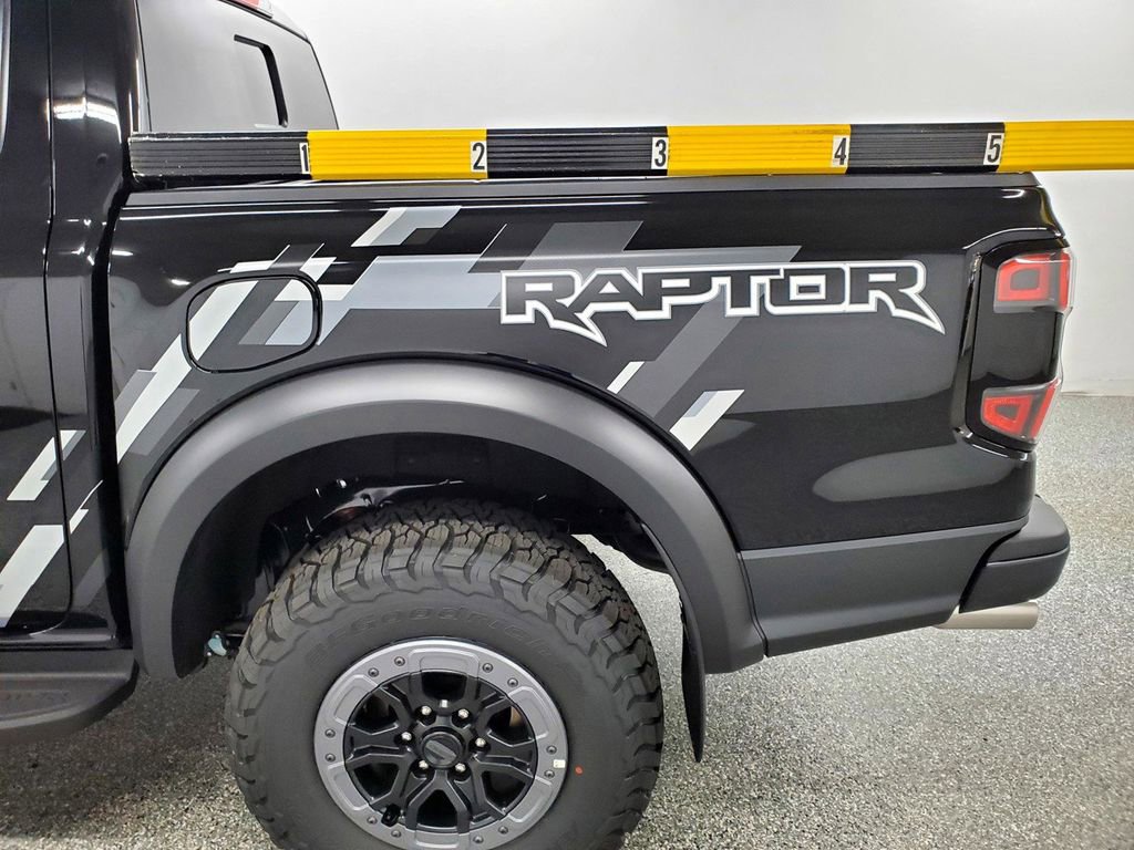 New 2025 Ford Ranger Raptor image 8
