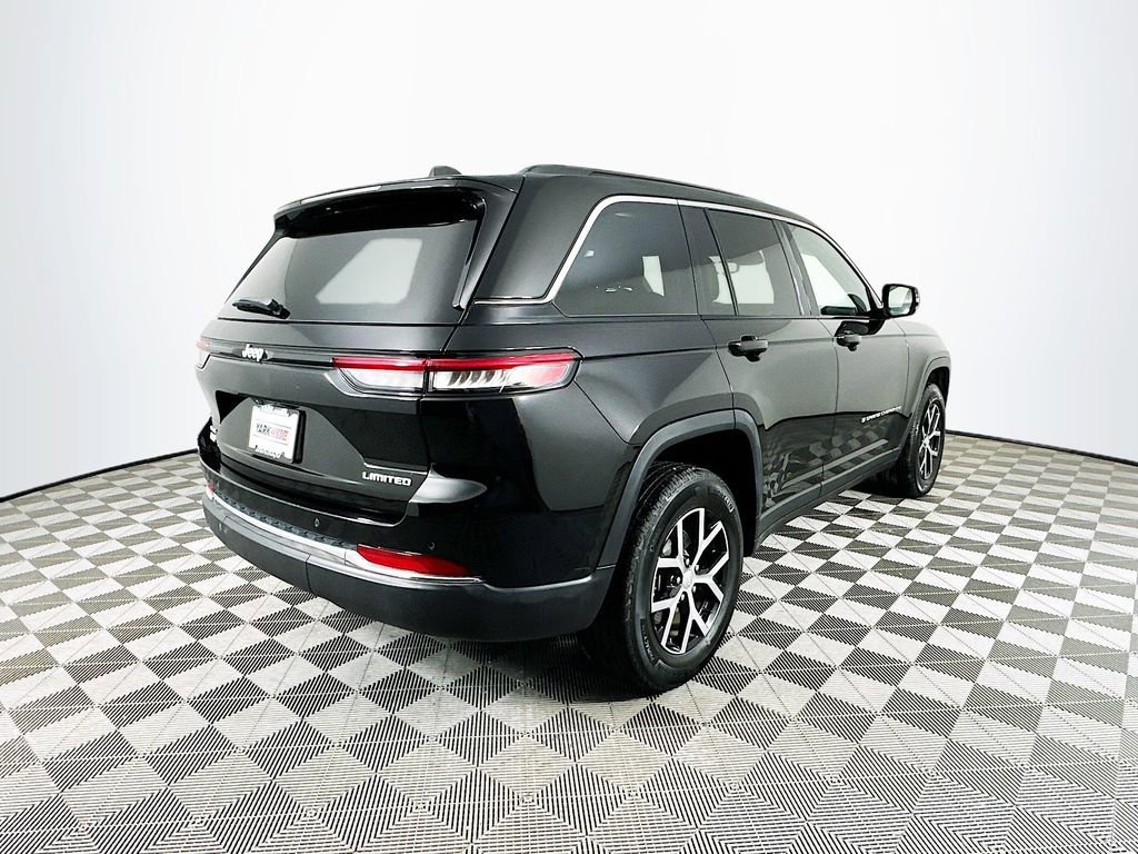 Certified 2024 Jeep Grand Cherokee Limited image 11