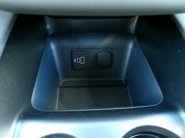 New 2026 Ford Explorer Active w/ Active Comfort Package image 28