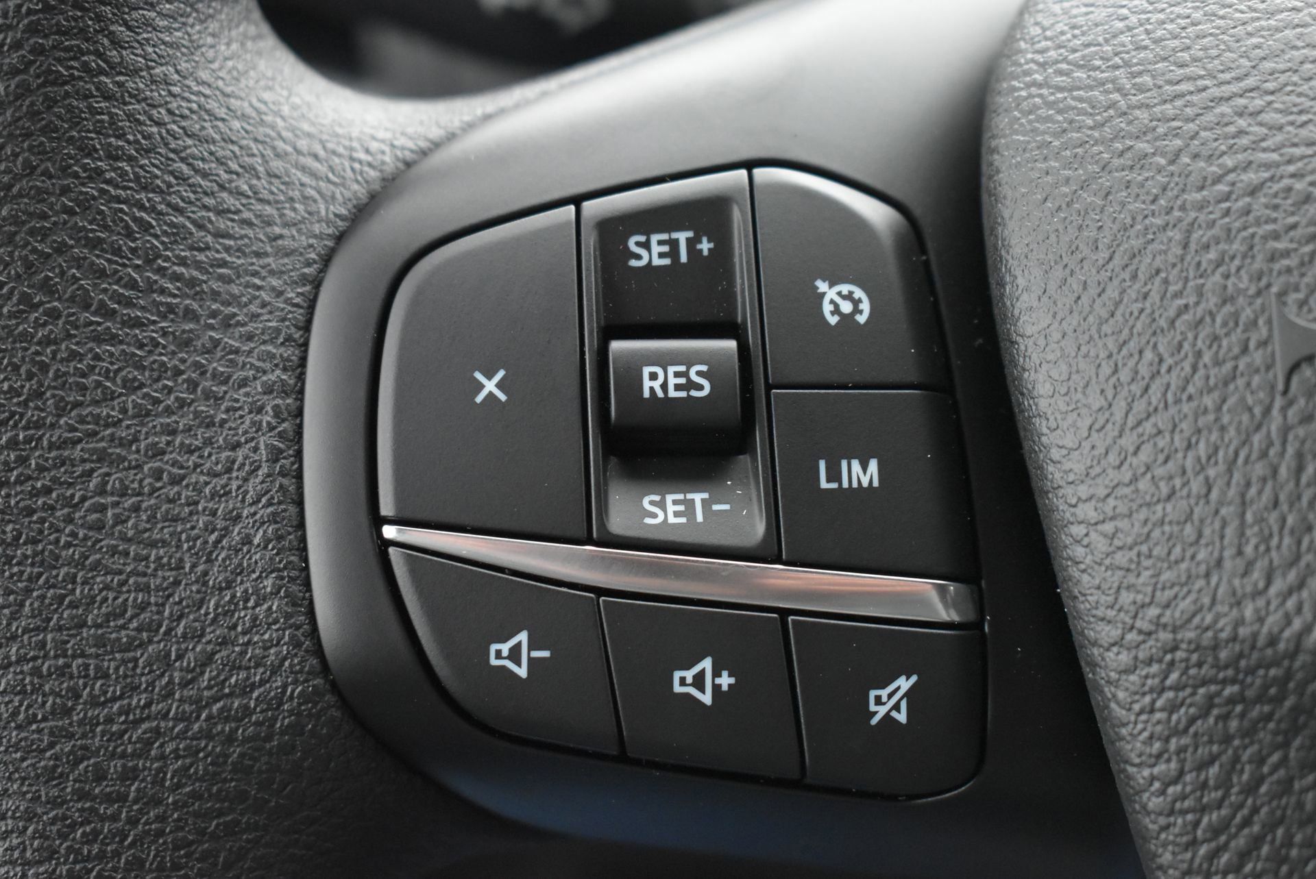 New 2025 Ford Transit 350 XL image 24