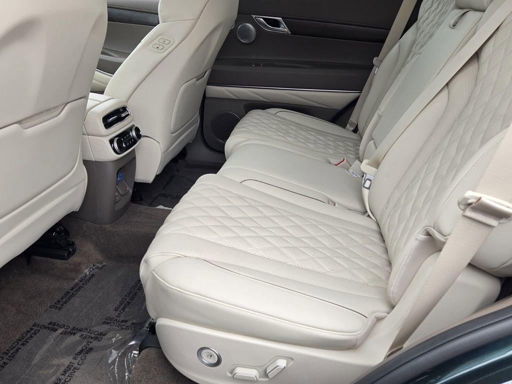 Used 2023 Genesis GV80 3.5T Prestige w/ Prestige Package image 11