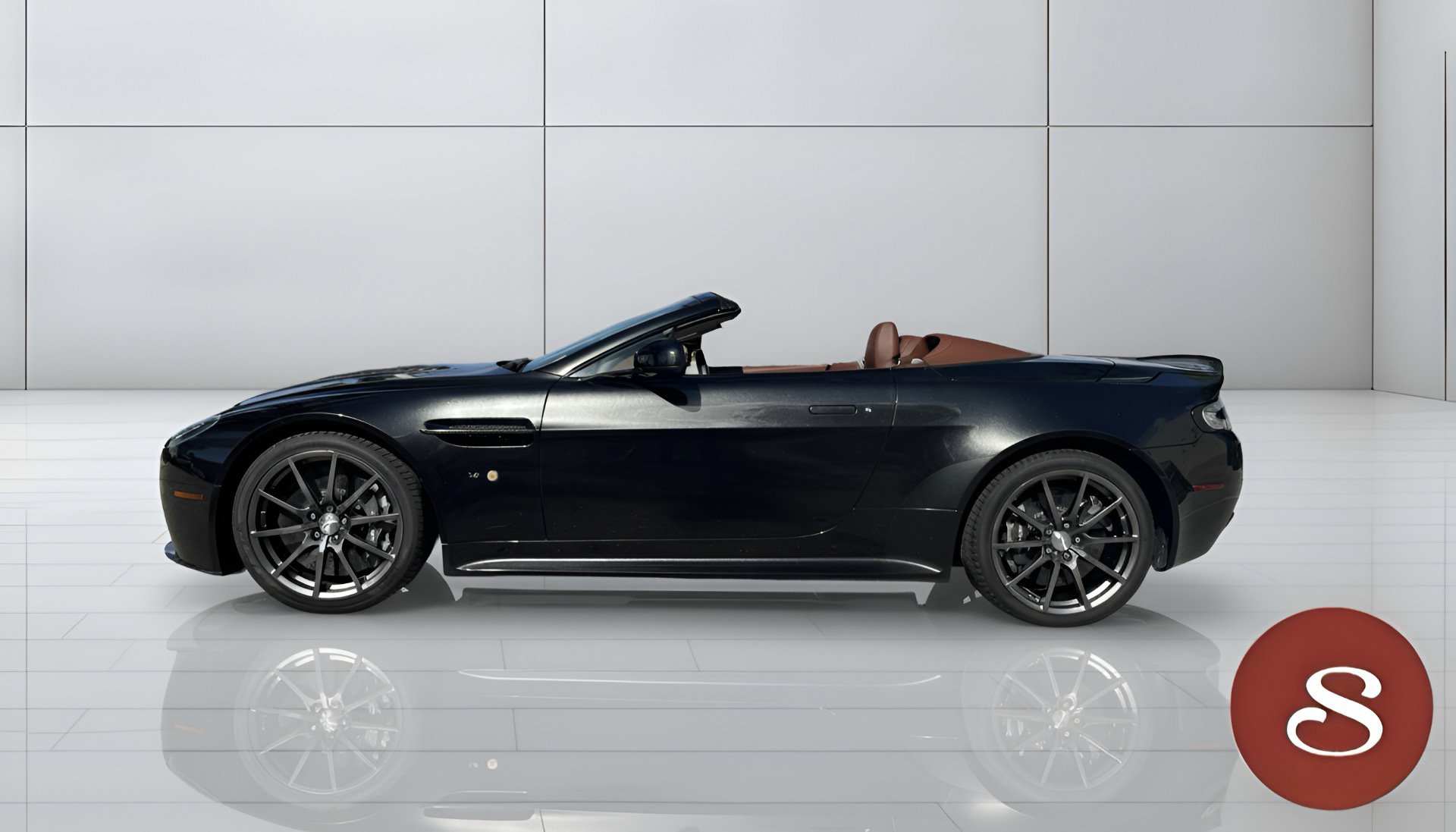 Used 2017 Aston Martin V12 Vantage S image 3