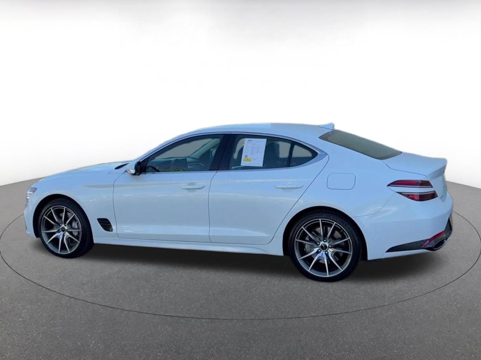 Used 2026 Genesis G70 2.5T RWD image 10