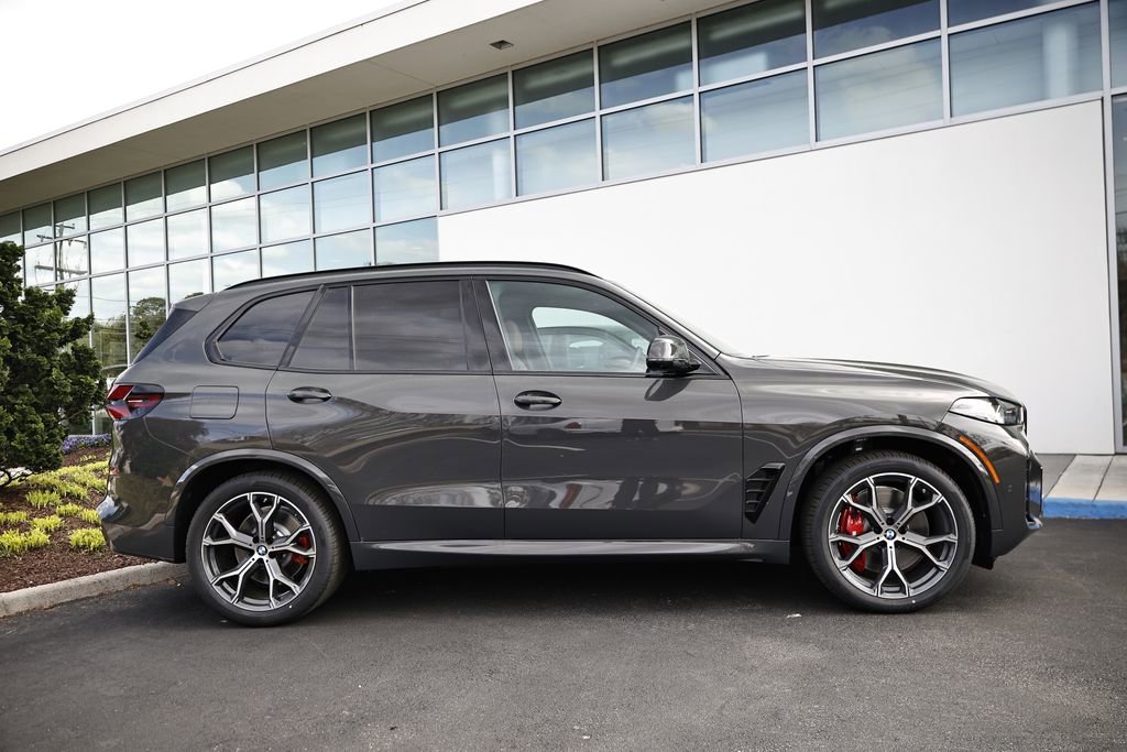 New 2026 BMW X5 xDrive50e w/ Executive Package AWD/4WD image 4