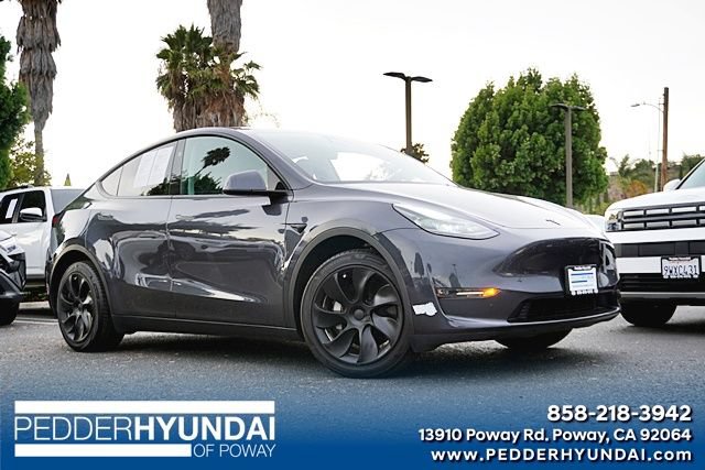 Used 2024 Tesla Model Y Long Range AWD/4WD video 1