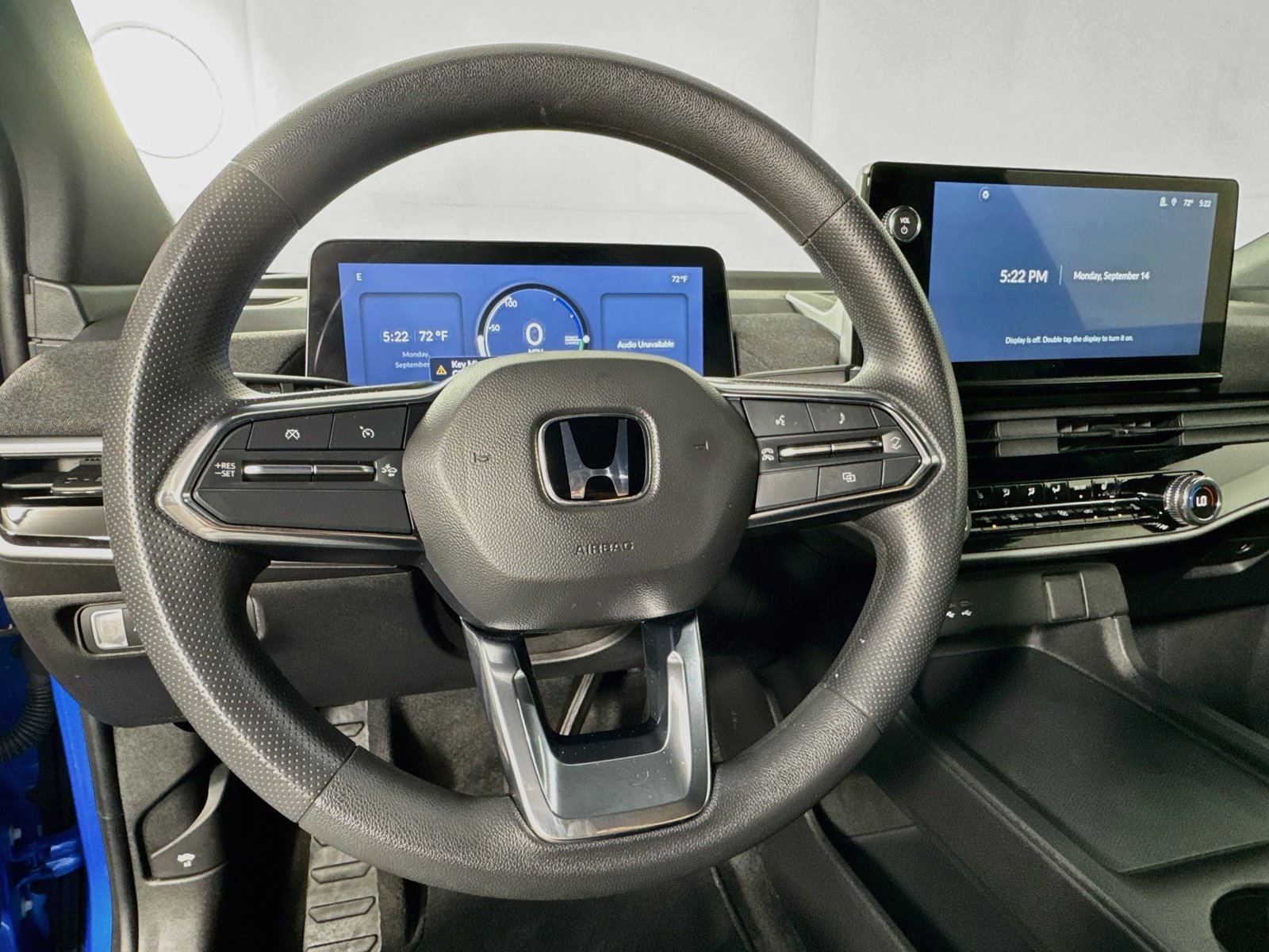Used 2024 Honda Prologue EX image 11