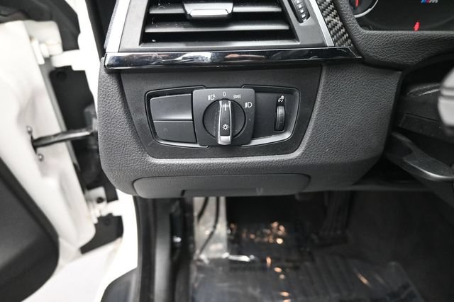 Used 2018 BMW M4 Coupe RWD image 16