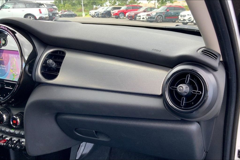 Certified 2024 MINI Cooper S image 17