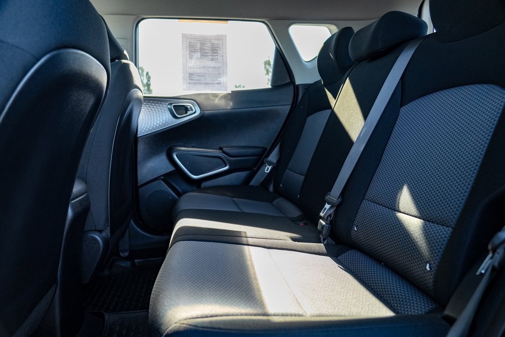 Used 2023 Kia Soul LX w/ LX Technology Package image 22