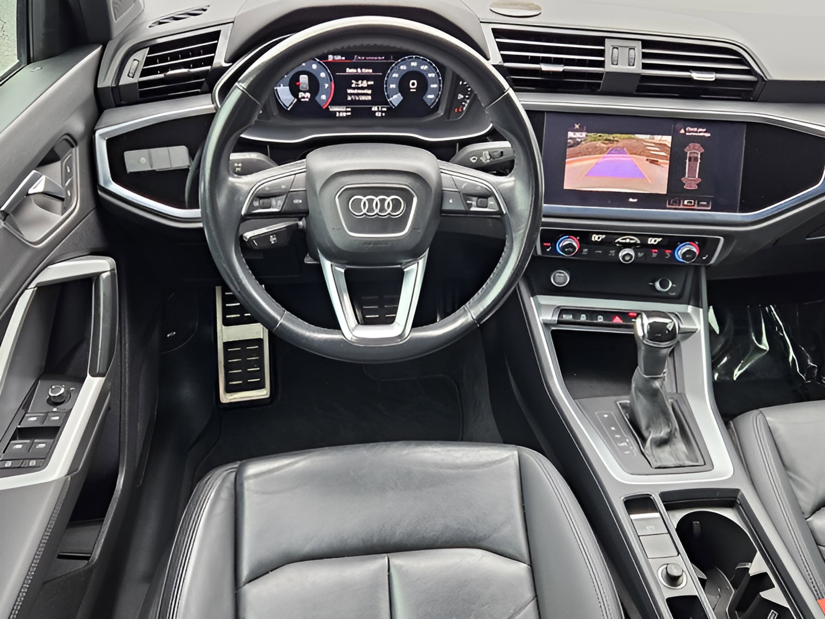 Used 2020 Audi Q3 2.0T Premium w/ Convenience Package image 15