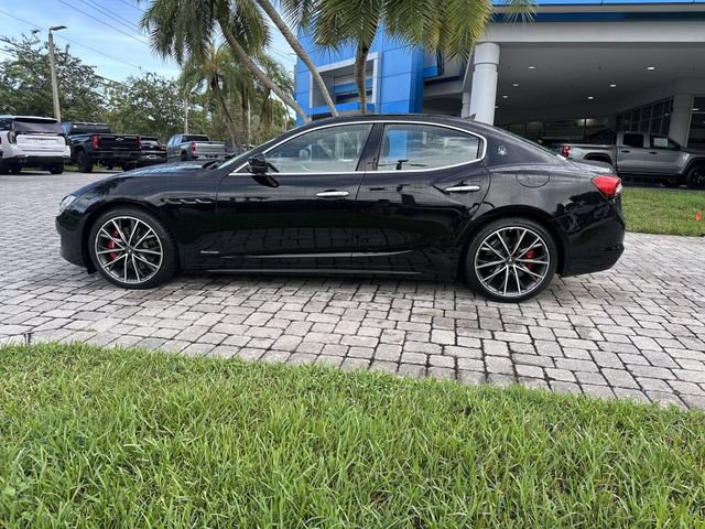 Used 2021 Maserati Ghibli S GranLusso RWD image 32